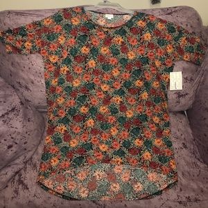NWT SUPER SOFT LuLaRoe Irma sz L (16-18)